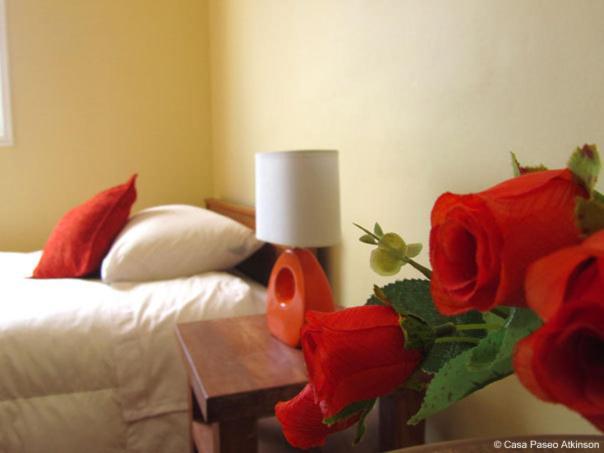 Casa Paseo Atkinson B&B บัลปาราอีโซ ห้อง รูปภาพ