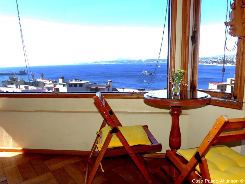Casa Paseo Atkinson B&B บัลปาราอีโซ ห้อง รูปภาพ