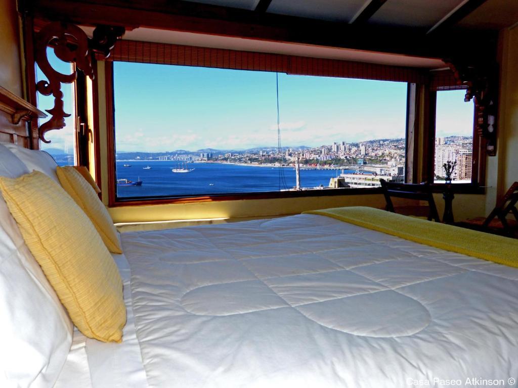 Casa Paseo Atkinson B&B บัลปาราอีโซ ห้อง รูปภาพ